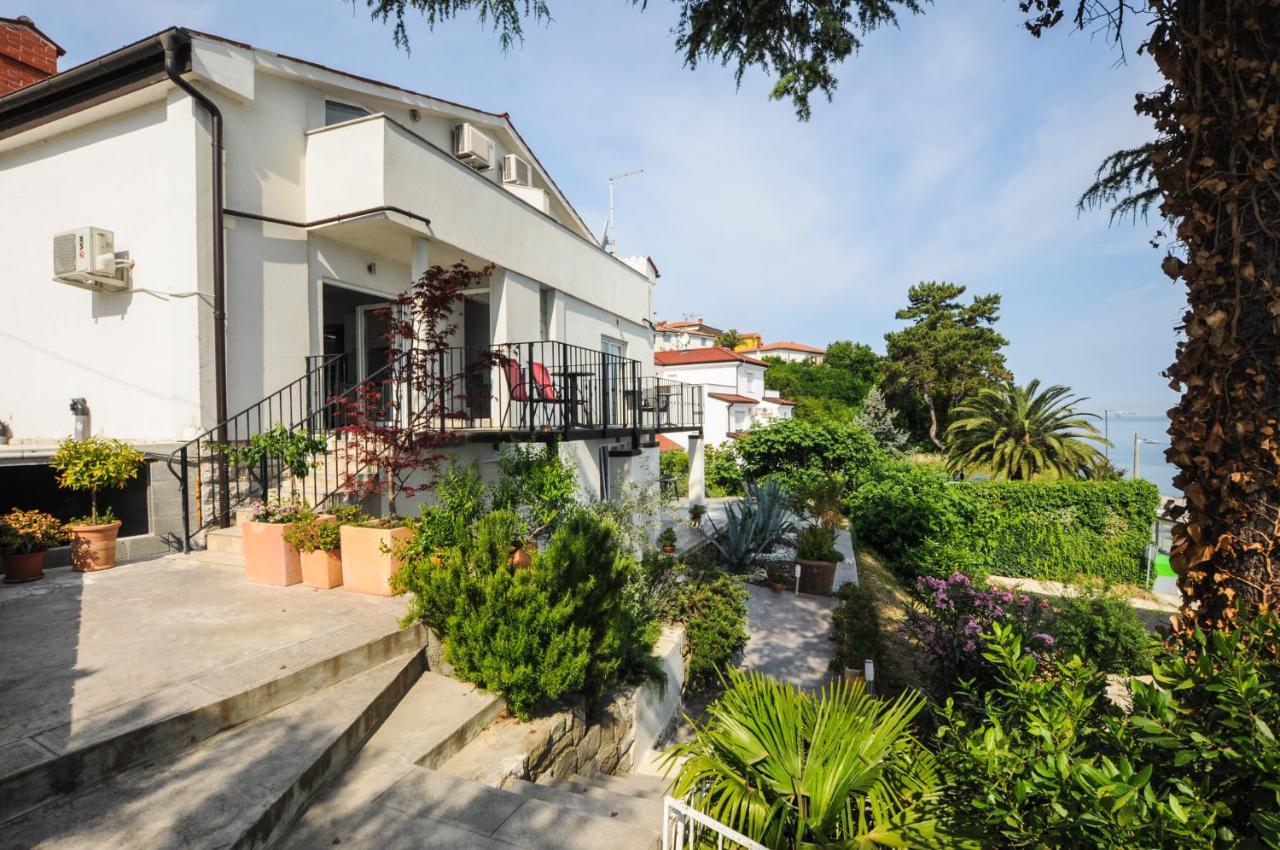 Bellevue Molet Apartments Koper Bagian luar foto
