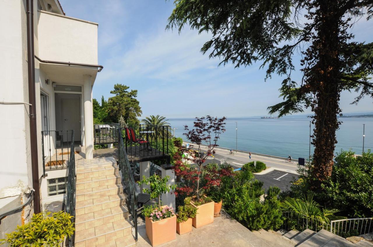 Bellevue Molet Apartments Koper Bagian luar foto