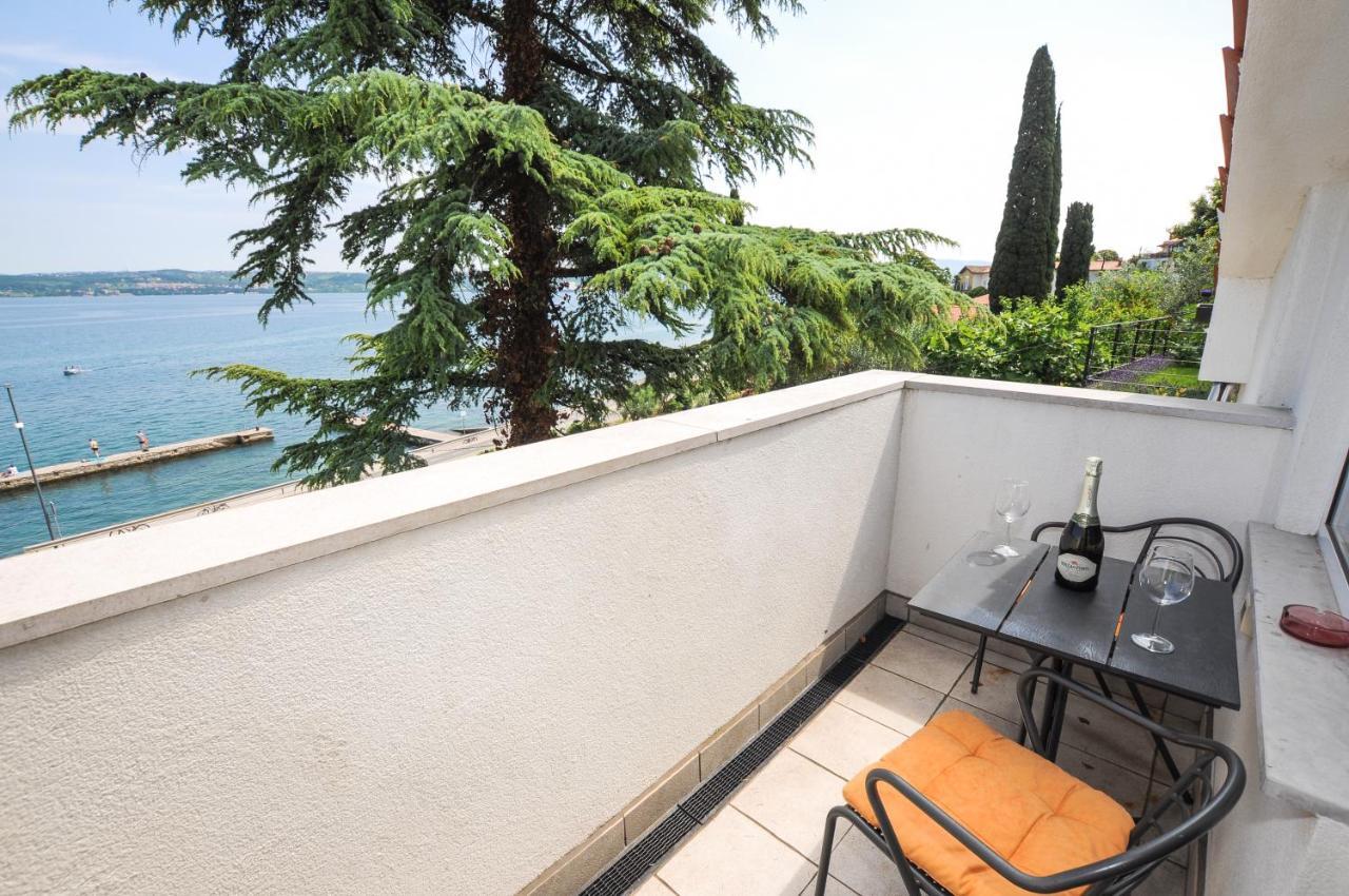 Bellevue Molet Apartments Koper Bagian luar foto