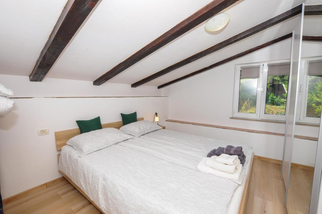 Bellevue Molet Apartments Koper Bagian luar foto