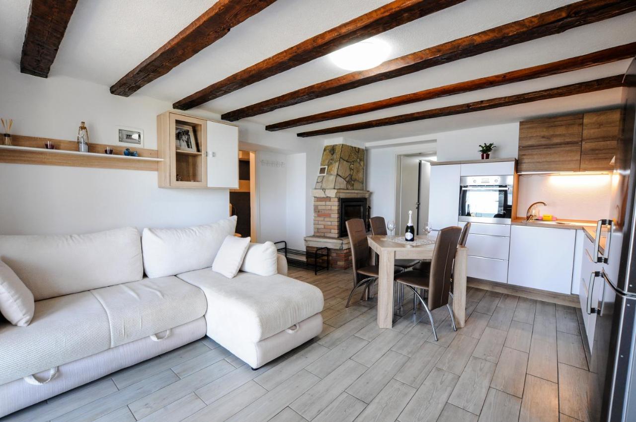 Bellevue Molet Apartments Koper Bagian luar foto