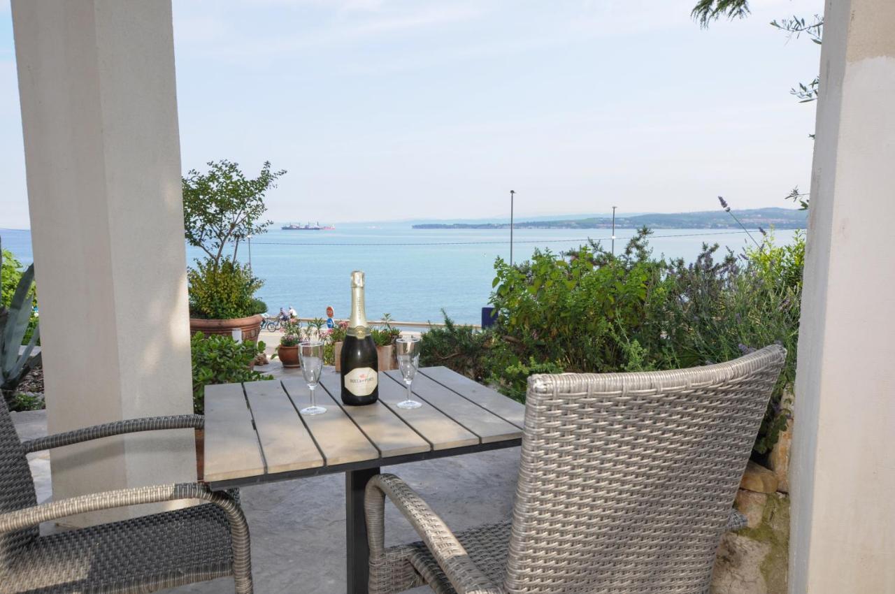 Bellevue Molet Apartments Koper Bagian luar foto