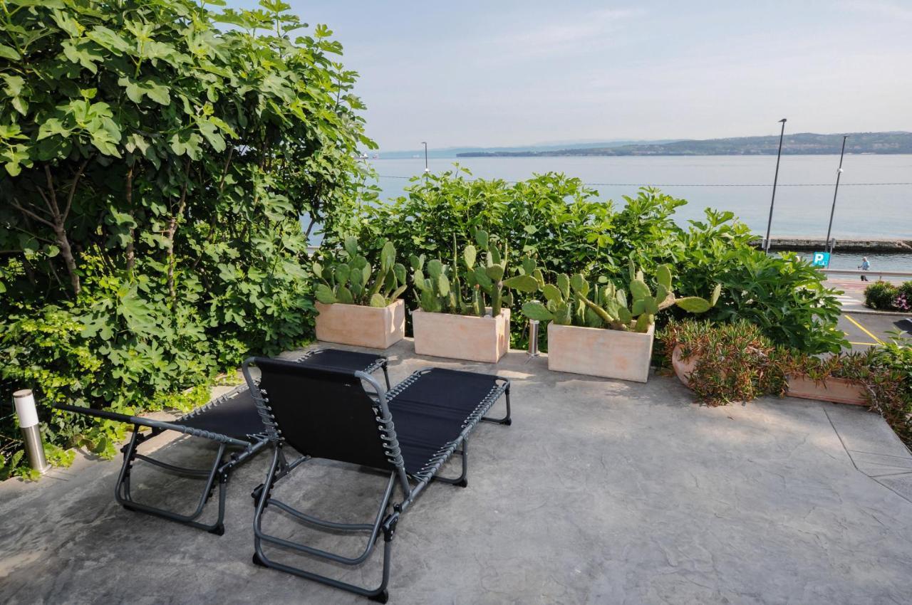 Bellevue Molet Apartments Koper Bagian luar foto