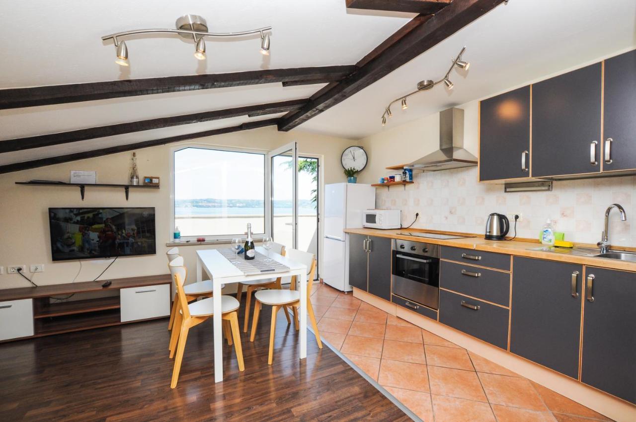 Bellevue Molet Apartments Koper Bagian luar foto